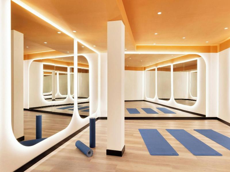 Renaissance Vienna Imperial Riding School - Genel