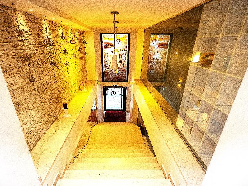 Old Town Boutique Hotel - Genel