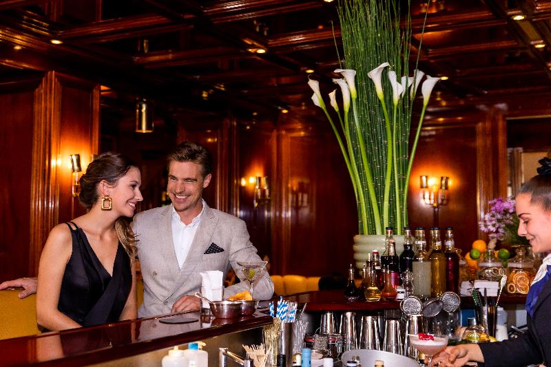 Excelsior Hotel Ernst am Dom - Bar