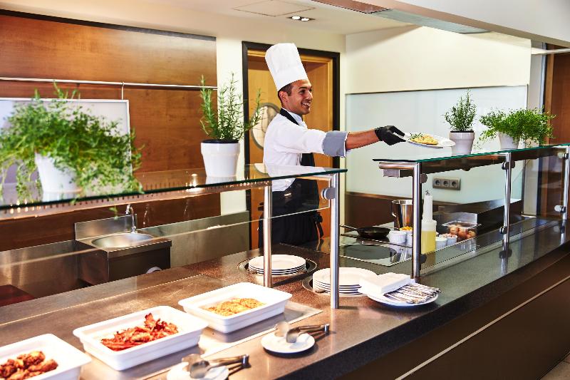 Steigenberger Hotel Köln - Restoran