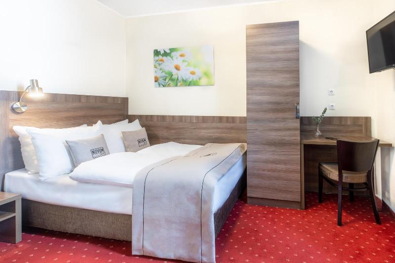 Hotel Leonet - Oda