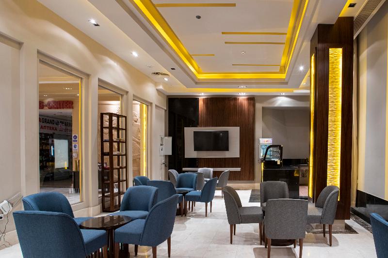 AMC Royal Hotel & Spa - Lobi