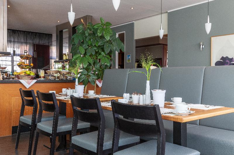 PLAZA Premium Köln - Restoran