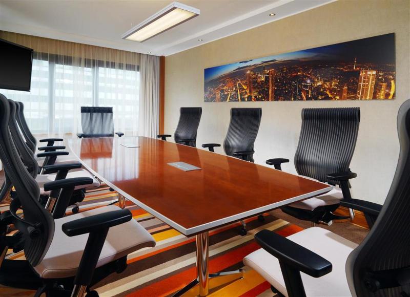 Sheraton Frankfurt Airport Hotel & Conference Cent - Toplantı