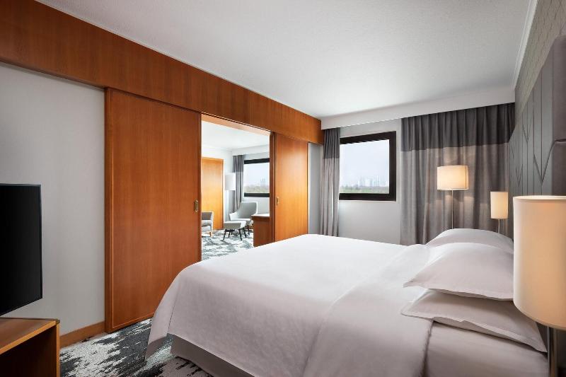 Sheraton Frankfurt Airport Hotel & Conference Cent - Oda