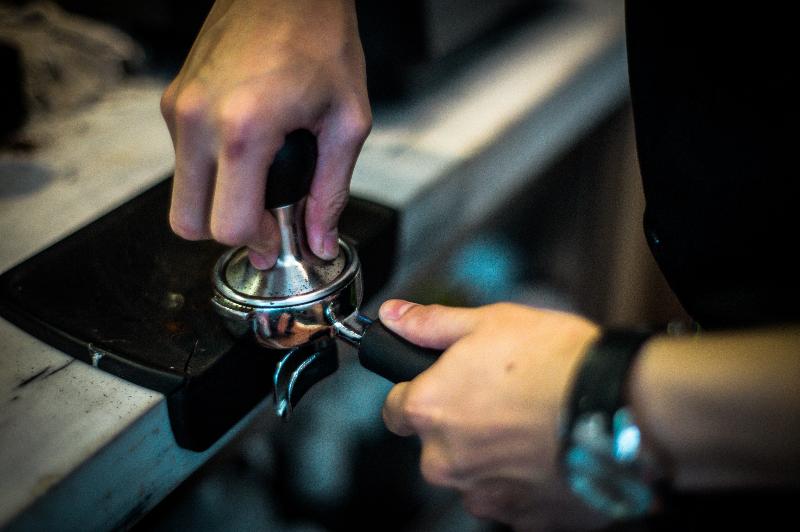 Four Points by Sheraton Surabaya - Bar