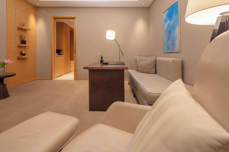 Hyatt Regency Riyadh Olaya - Oda