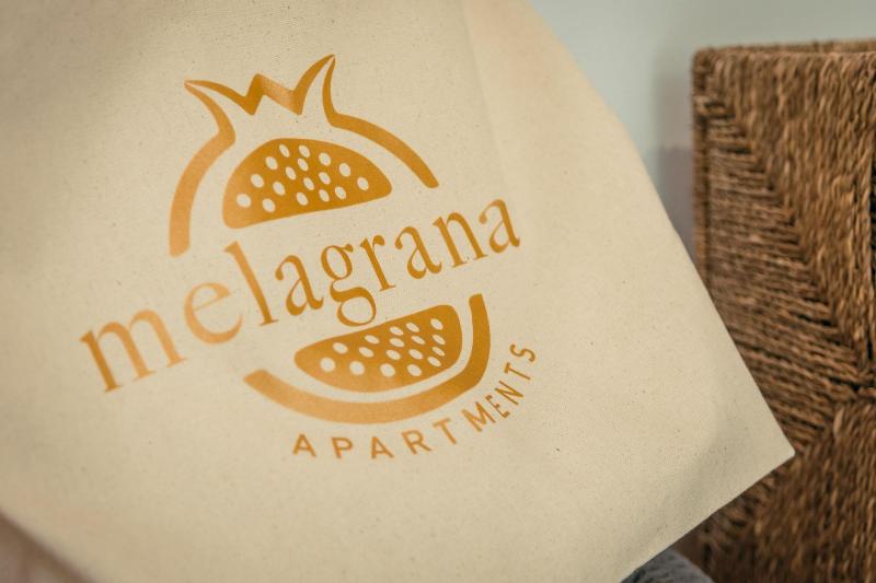 Melagrana Apartments - Oda
