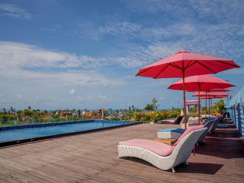 Koa D'Surfer Hotel - Havuz