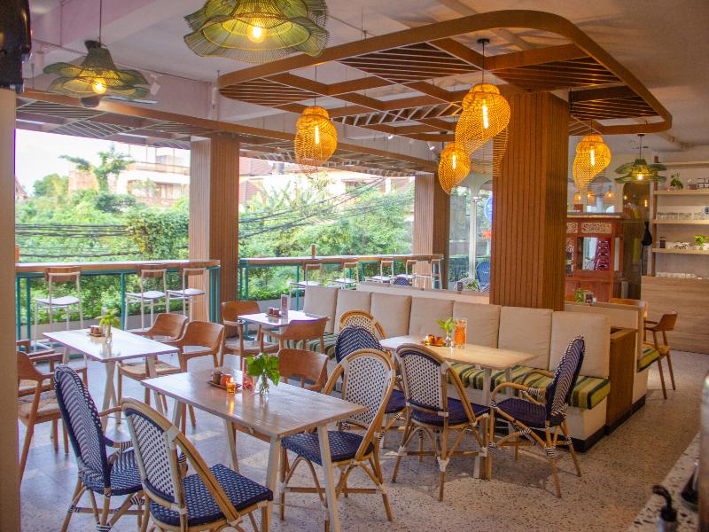 Koa D'Surfer Hotel - Restoran