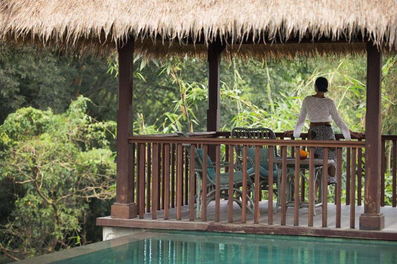Adiwana Resort Jembawan - Havuz