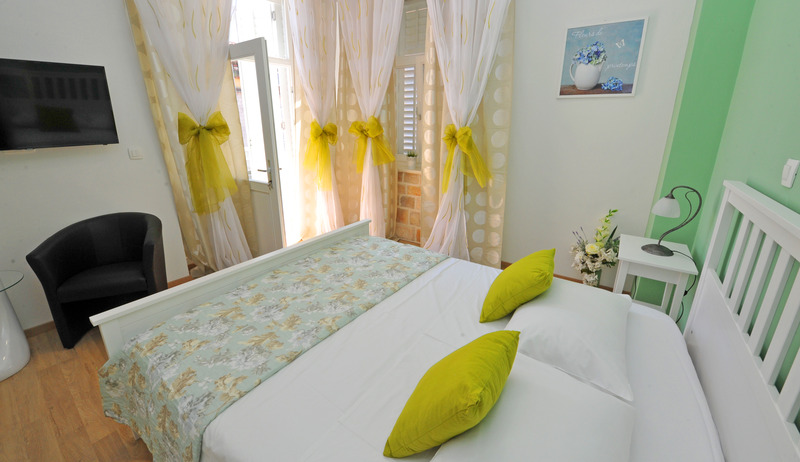 Nirvana Luxury Rooms - Oda