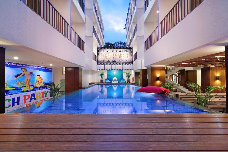 Fame Hotel Sunset Road Kuta Bali - Havuz
