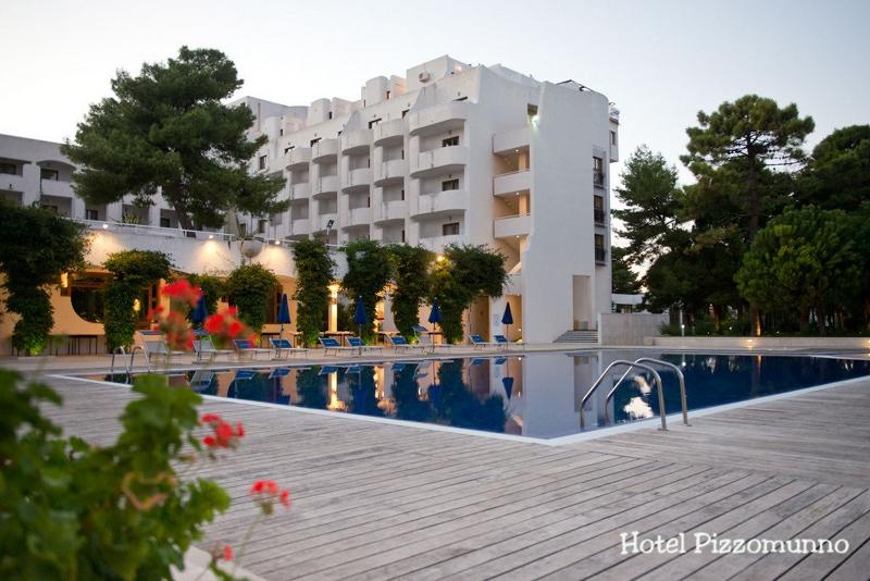 Pizzomunno Vieste Palace Hotel - Havuz