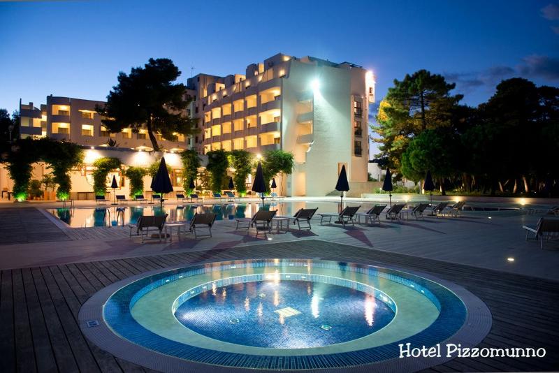 Pizzomunno Vieste Palace Hotel - Havuz