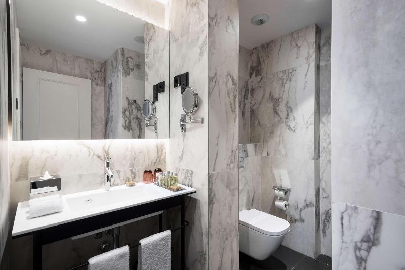 Doubletree by Hilton Madrid Prado - Oda