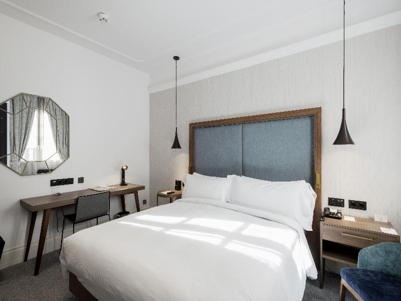 Doubletree by Hilton Madrid Prado - Oda