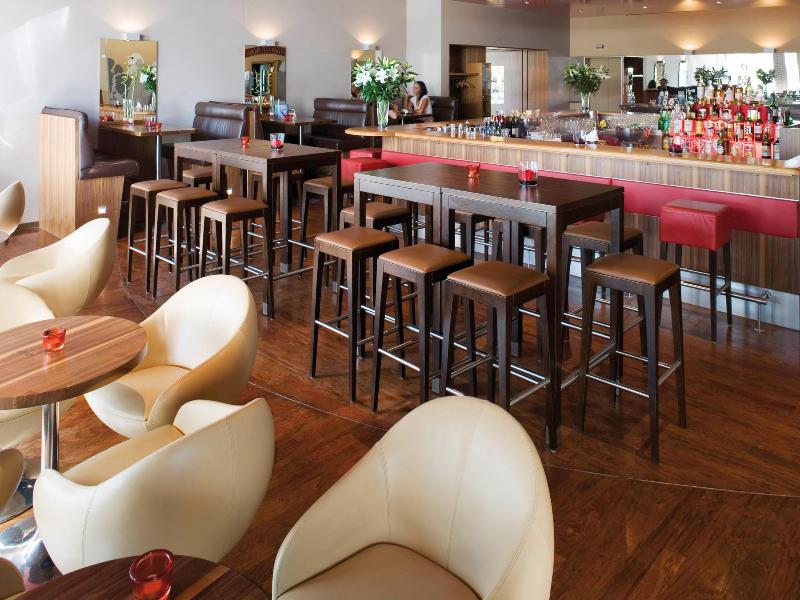 Movenpick Hotel Zurich Airport - Bar