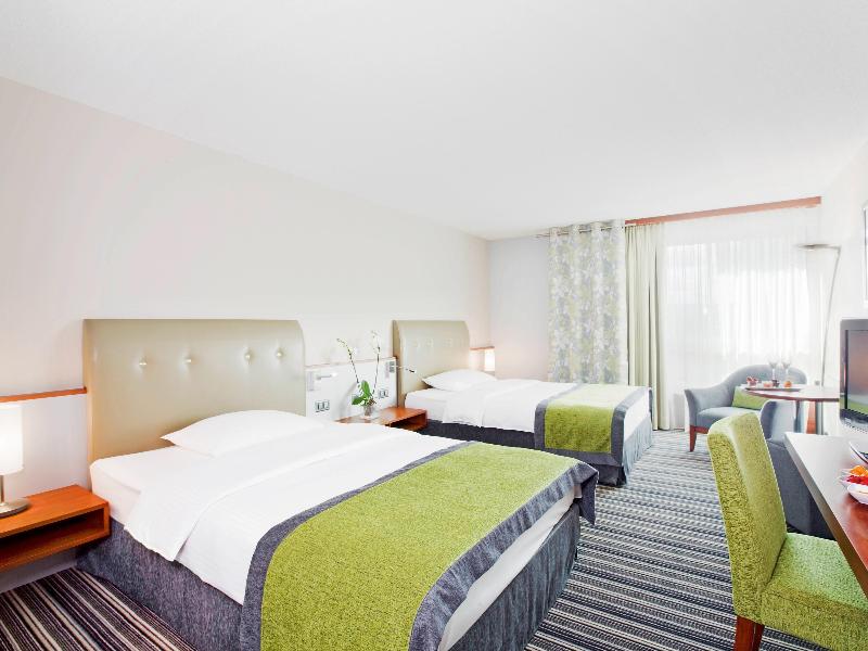 Movenpick Hotel Zurich Airport - Oda