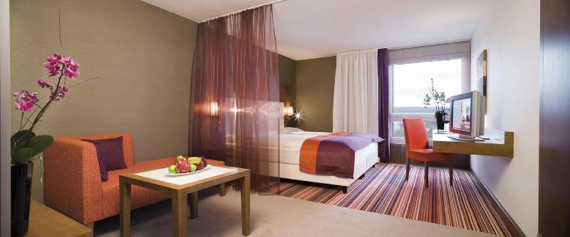 Movenpick Hotel Zurich Airport - Oda