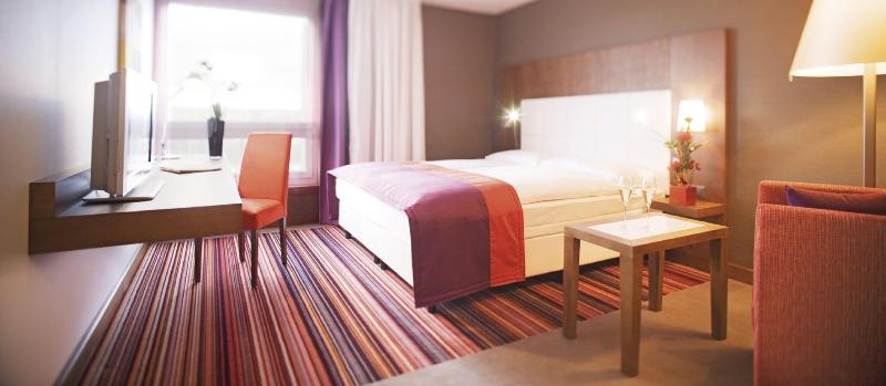 Movenpick Hotel Zurich Airport - Oda