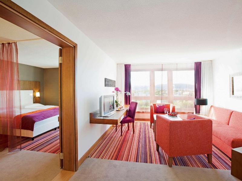 Movenpick Hotel Zurich Airport - Oda