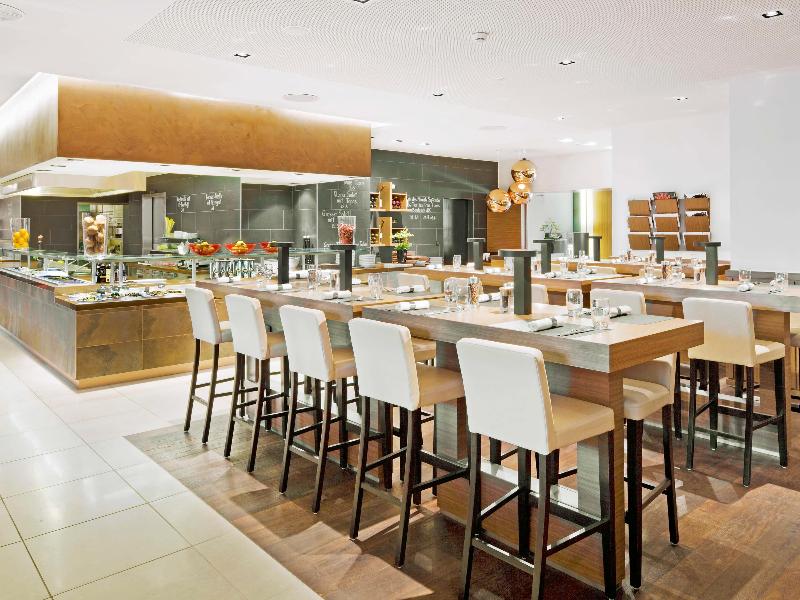 Movenpick Hotel Zurich Airport - Restoran