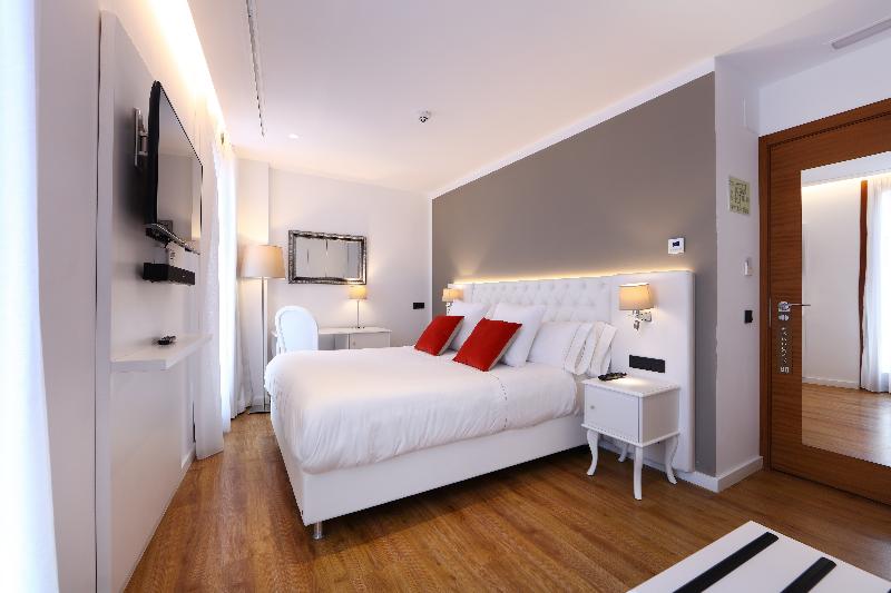 Bo Hotel - Oda