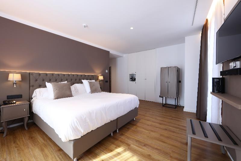 Bo Hotel - Oda
