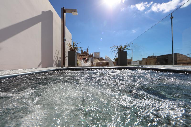 Bo Hotel - Havuz