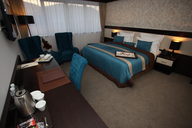 Malak Regency Hotel - Oda