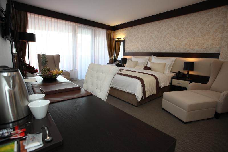 Malak Regency Hotel - Oda