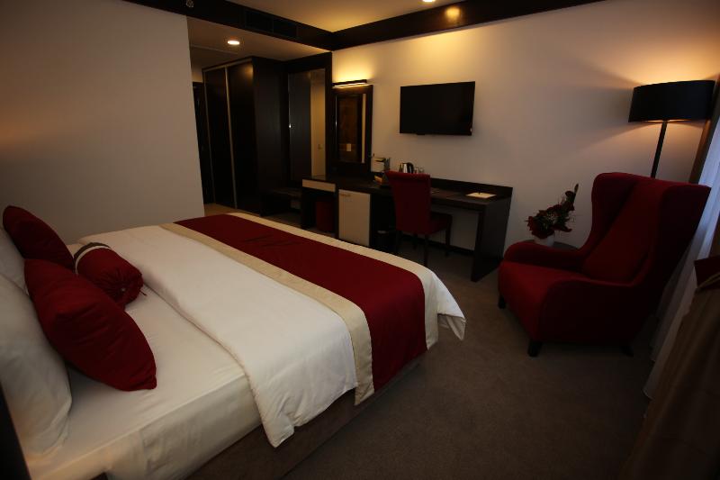 Malak Regency Hotel - Oda