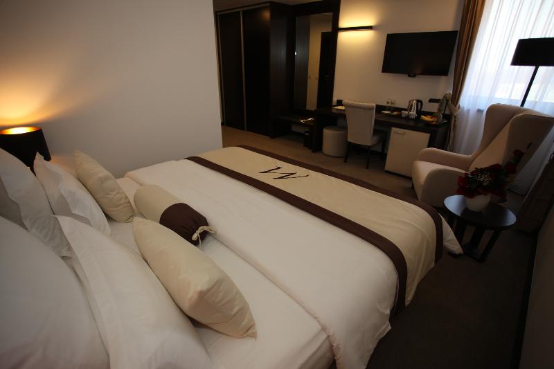Malak Regency Hotel - Oda