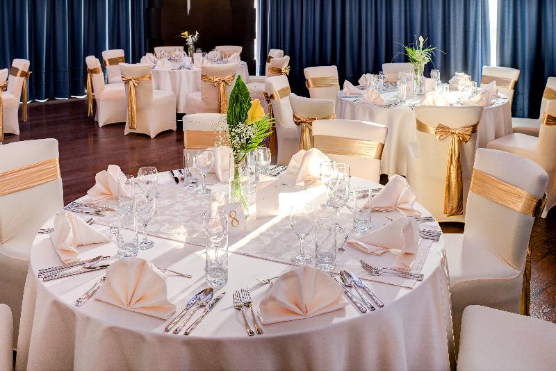 Malak Regency Hotel - Restoran