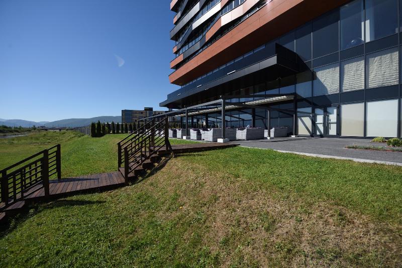 Malak Regency Hotel - Teras