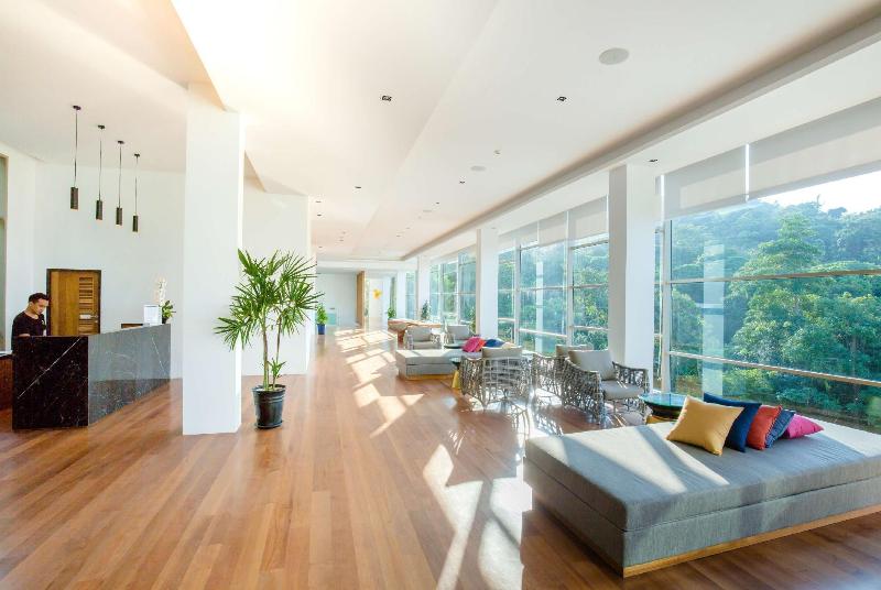 Wyndham Grand Phuket Kalim Bay - Lobi