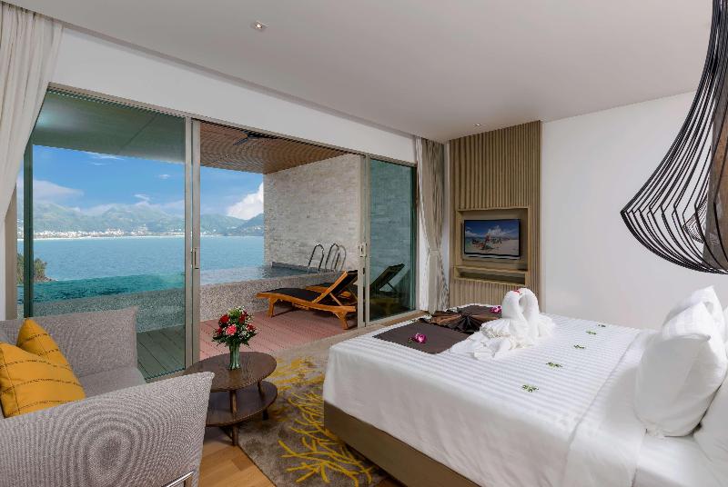 Wyndham Grand Phuket Kalim Bay - Oda