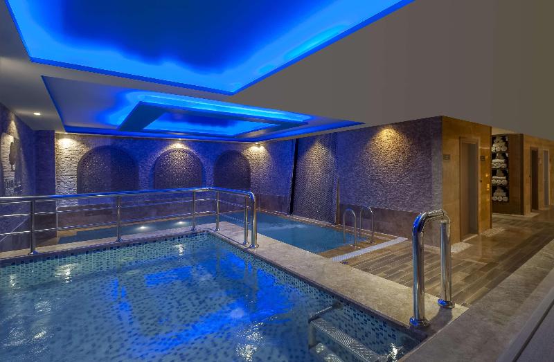 Doubletree By Hilton Elazig - Havuz
