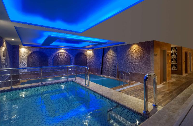 Doubletree By Hilton Elazig - Havuz