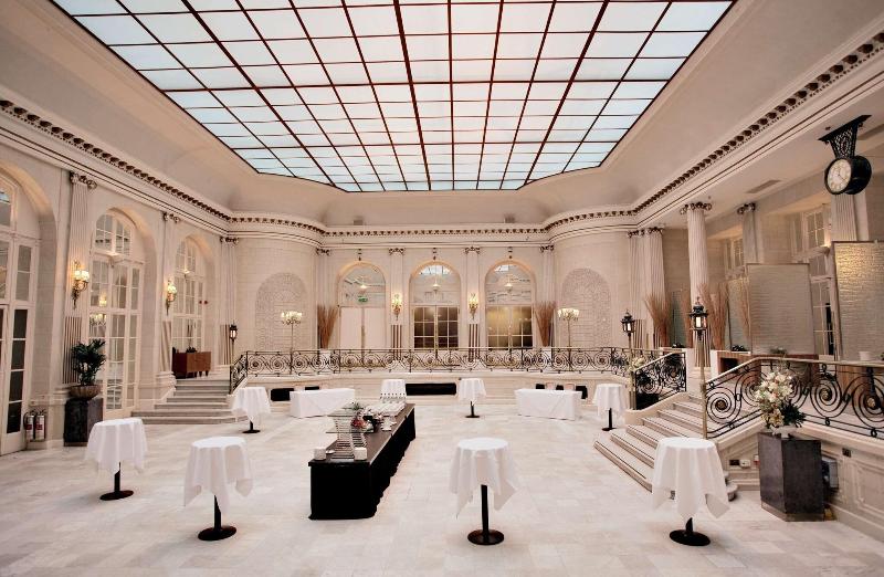 The Waldorf Hilton, London - Toplantı
