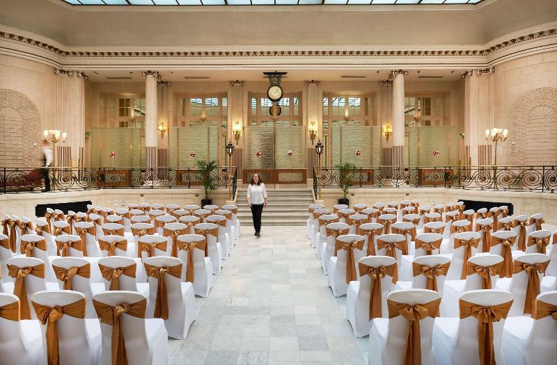 The Waldorf Hilton, London - Toplantı