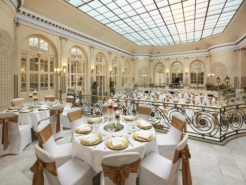 The Waldorf Hilton, London - Toplantı