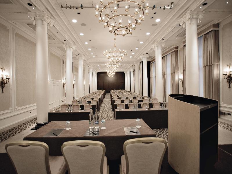 The Waldorf Hilton, London - Toplantı
