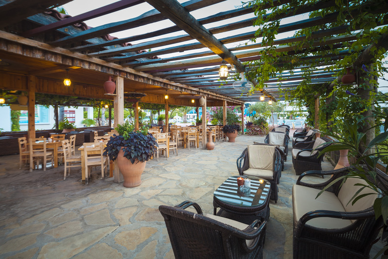 Club Hotel Turan Prince World Select Villa - Bar