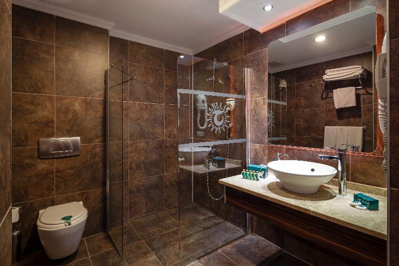 Club Hotel Turan Prince World Select Villa - Oda