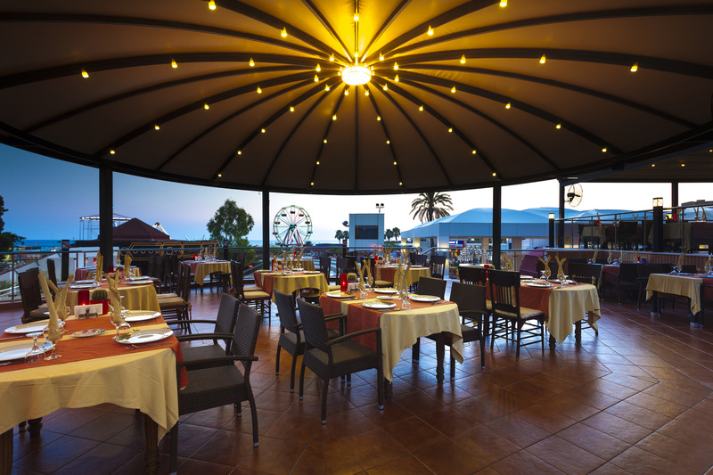 Club Hotel Turan Prince World Select Villa - Restoran