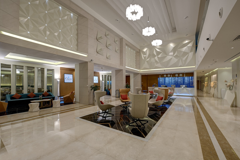 Royal Continental Hotel - Lobi