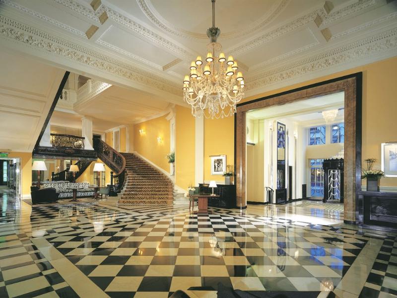 Claridge's - Lobi