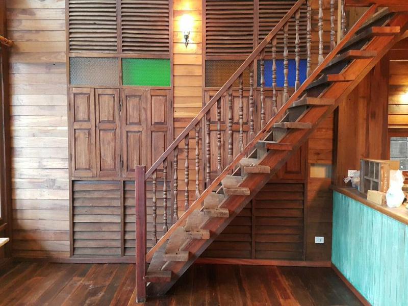 Rustic River Boutique Hotel - Lobi